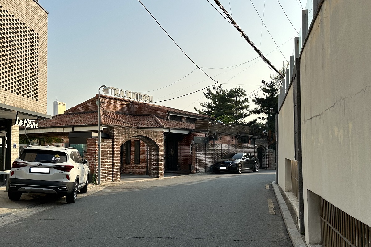 漢江、漢江レストラン、韓国夜景、ソウル夜景、夜景、プロポーズ、高級レストラン、コース料理、I.O.U、アイオーユー