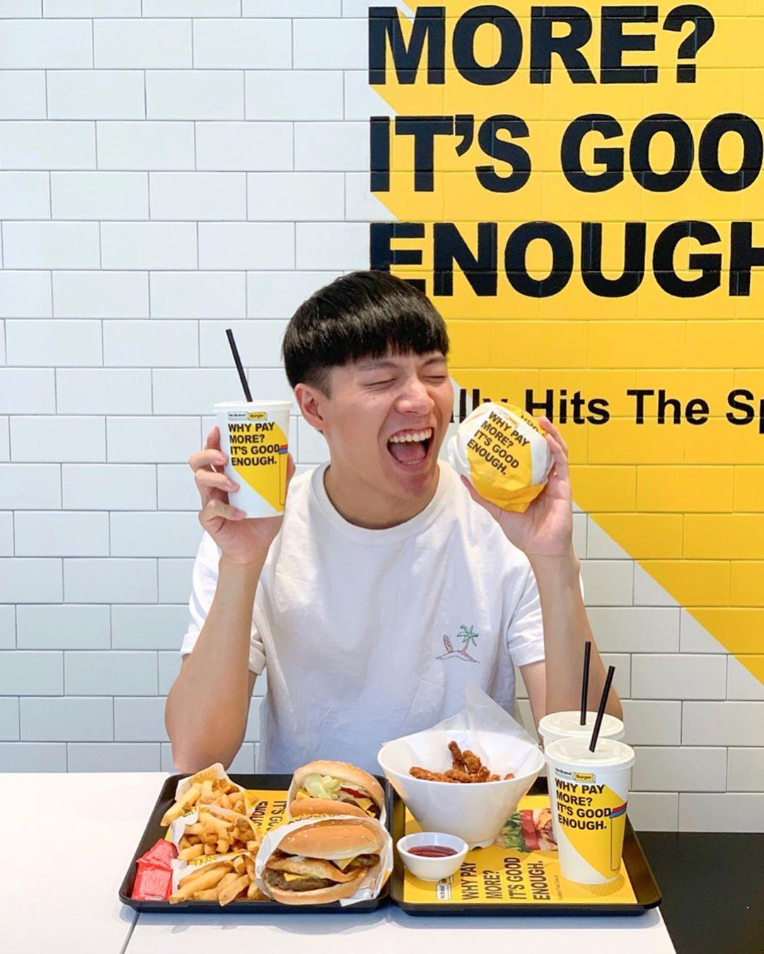 Hongdae Delicious Burgers at a Cheap Price - No Brand Burger