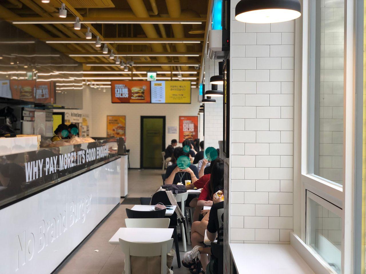 Hongdae Delicious Burgers at a Cheap Price - No Brand Burger