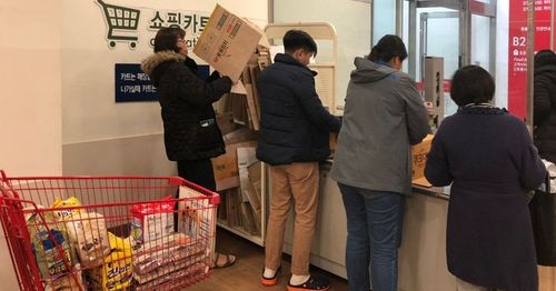 [ข่าวเกาหลี] สายช็อปทั้งหลาย! ซุปเปอร์มาเก็ตยกเลิกให้บริการกล่องลังและเทปสำหรับแพคของ โดยจะเริ่มต้นเร็วๆนี้