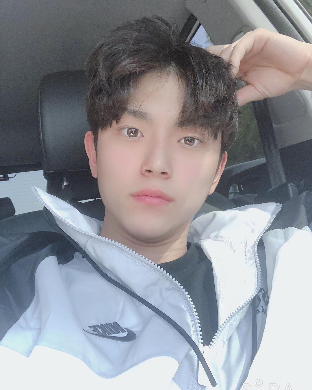 韓國水球運動員在比賽中展現動作