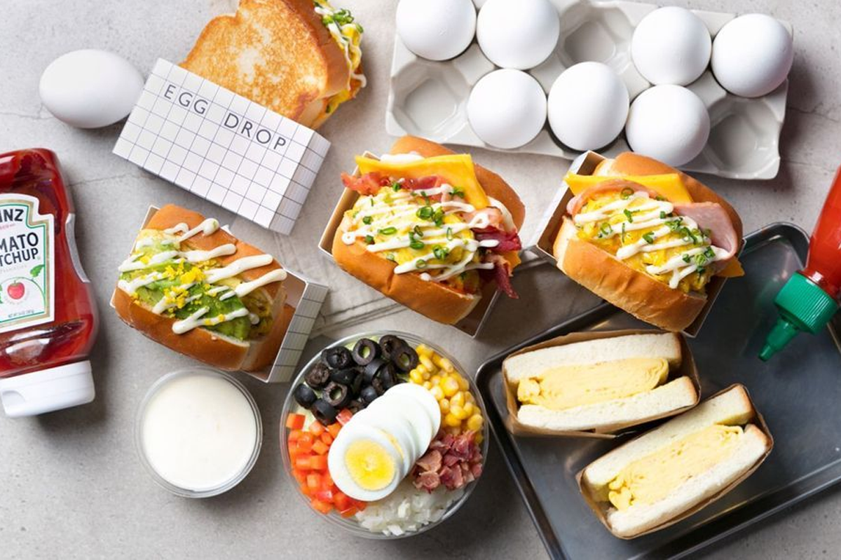 開放式早餐選擇，反映韓國飲食文化的多元化。