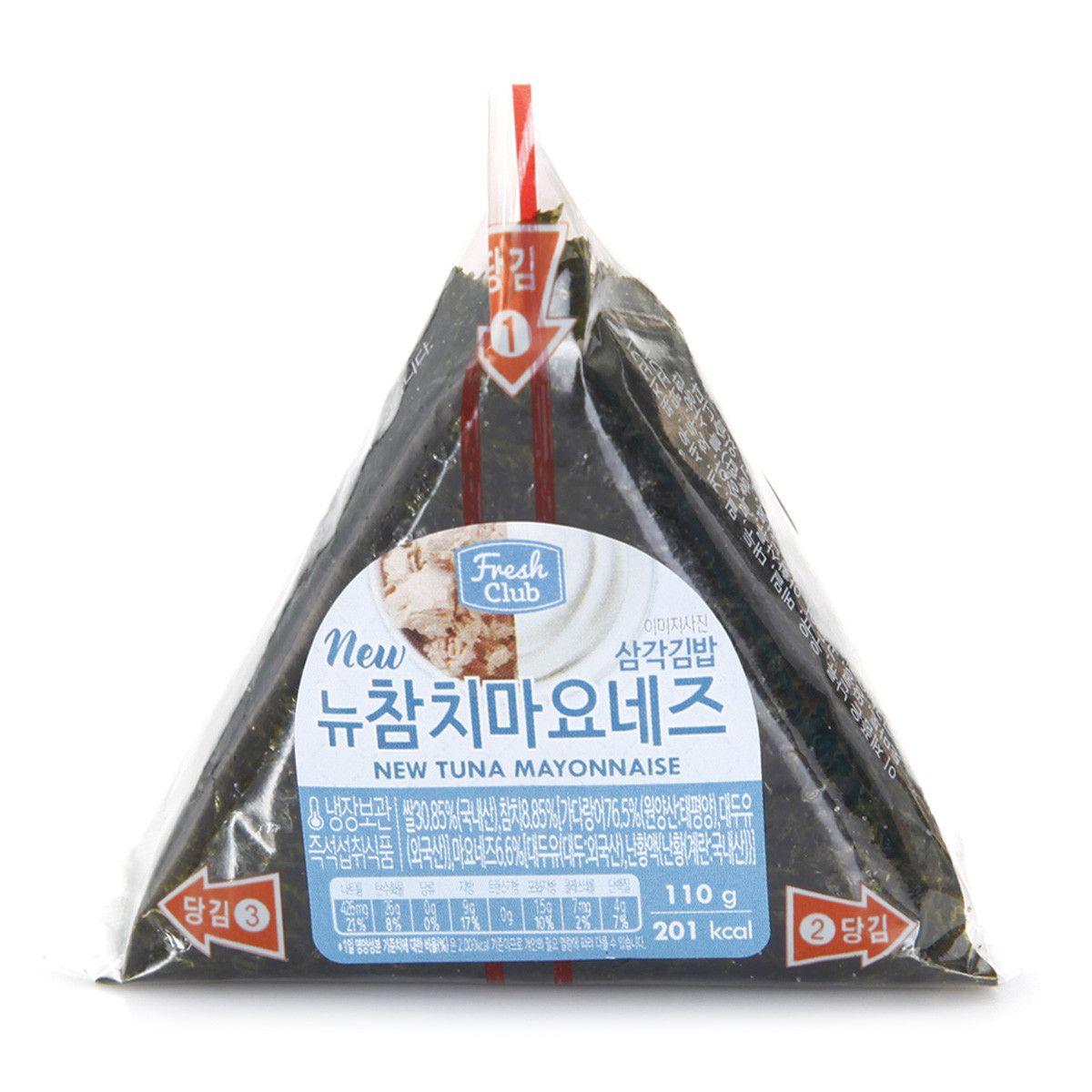 方便携带的三角形饭团，韩国便利商店热销产品。