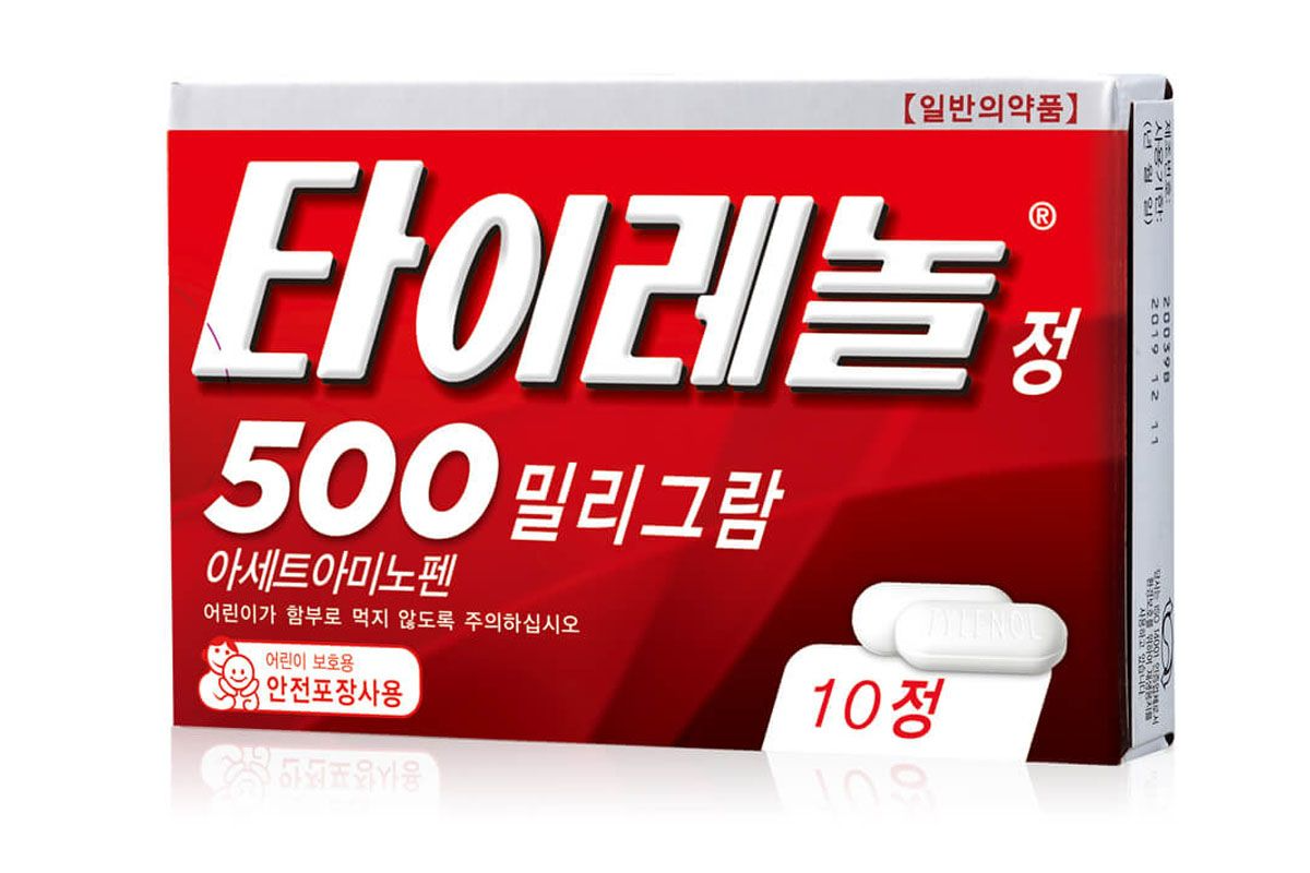 タイレノールのパッケージ画像。解熱鎮痛剤の説明。