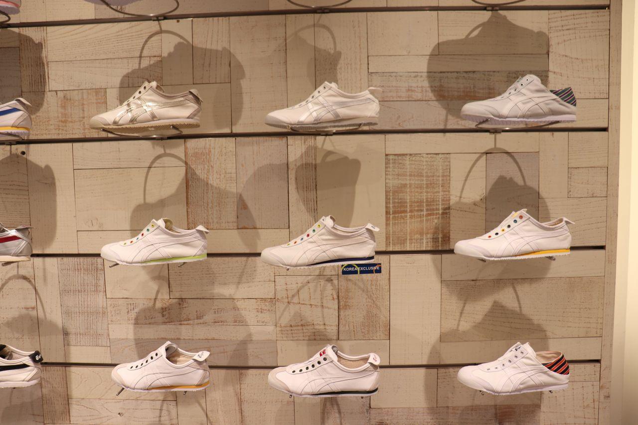 where to buy onitsuka tiger shoes in store