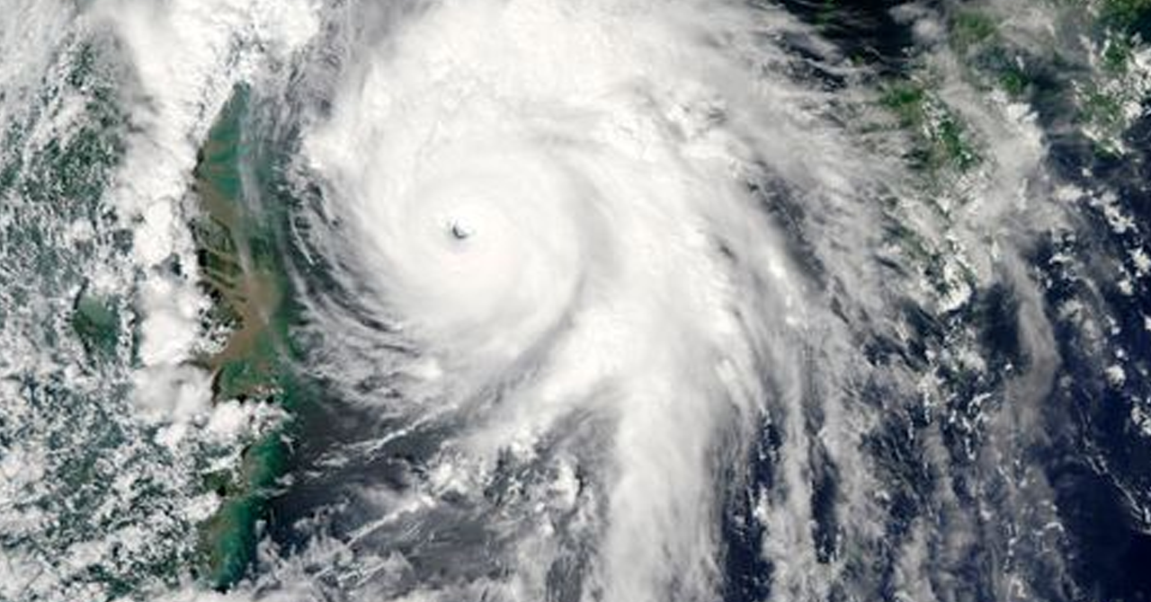 颱風的衞星雲圖，顯示了韓國和北韓如何參與颱風命名，每個子會員國都會為颱風命名並根據造成的災害程度來確認是否需從清單中剔除。