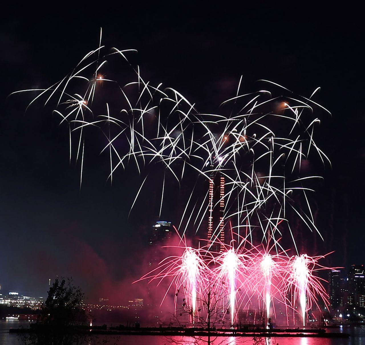 ค่ำคืนที่งดงามที่สุดของยออีโด! เทศกาลดอกไม้ไฟนานาชาติโซล 2025 - การแสดงรวม 80 นาที!