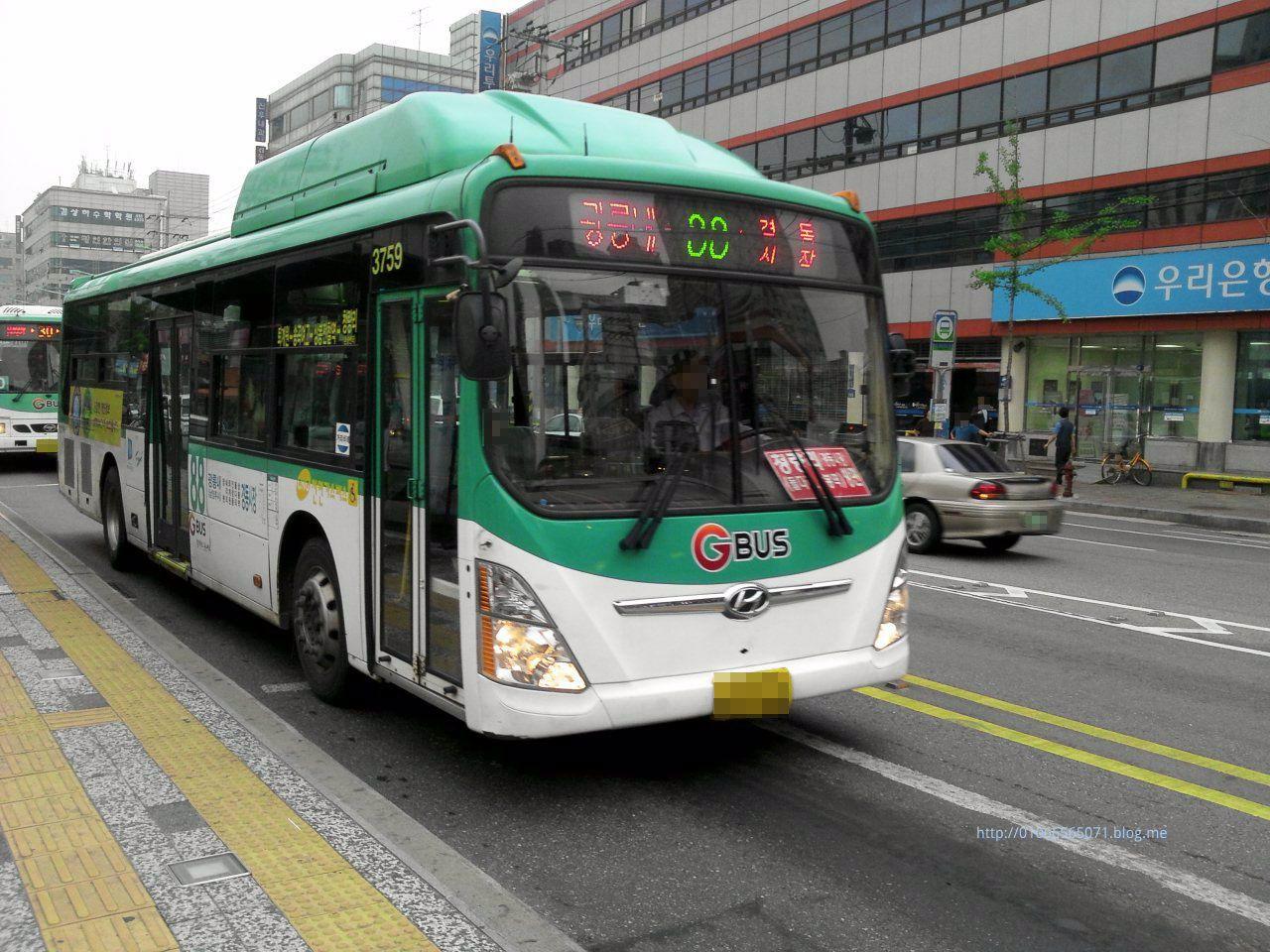 ทุกคนยังจำการหยุดงานประท้วงของรสบัสในเกาหลีได้มั้ย?เราจะมาติดตามผลการประท้วงครั้งนั้นกันค่ะ และรถบัสไปคยองกีโดเพิ่มขึ้นเกือบ20% อย่าขึ้นรถบัสในโซลผิดกันนะคะ