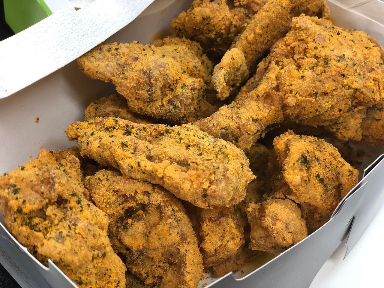 Must have chickens in Korea | Best chicken flavor that locals love!