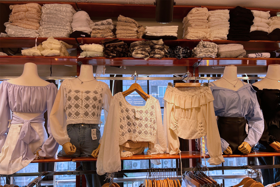 M PlayGround弘大店內展示的秋冬時尚。」