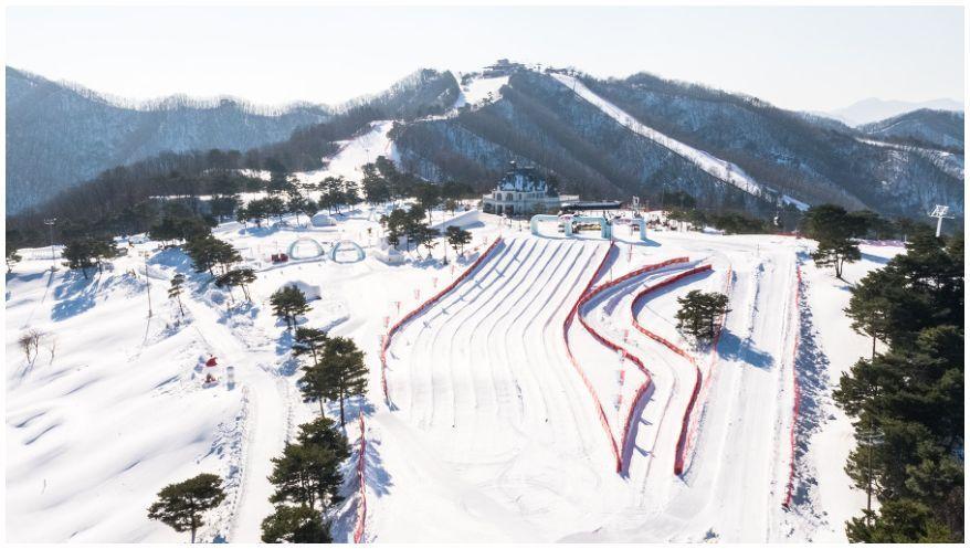 Snowy Land Day Tour | Reserve now and get special presents for early birds!