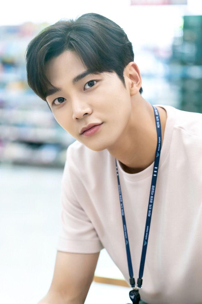 [Extraordinary You] ส่วนสูงเฉลี่ยของอปป้าเกาหลีคือ 185 ซม.! ผู้ชายเกาหลีสูงจริงๆหรอ?