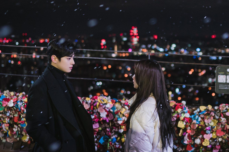 Romantik des ersten Schnees der Saison in Korea 2021