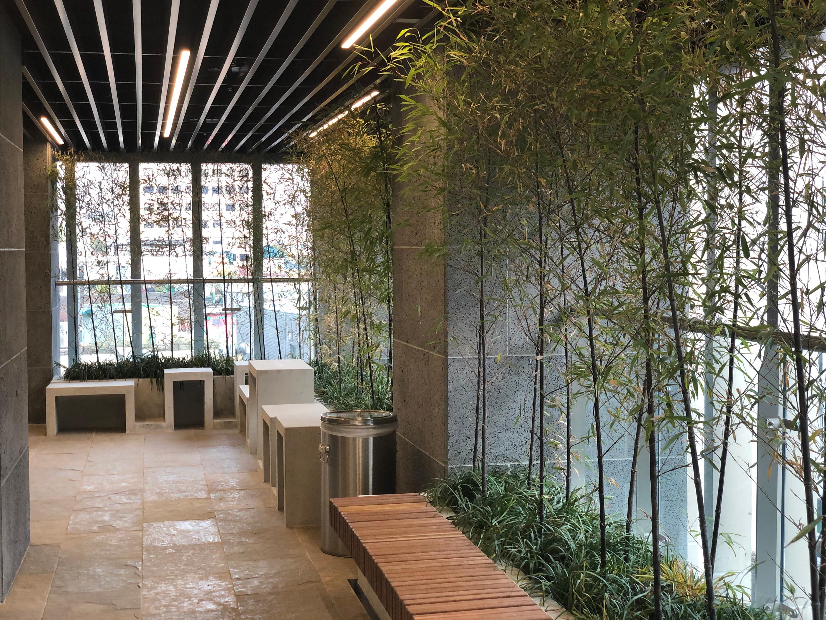 The new "Anyoung Insadong" shopping mall, home to LINE, BT21, Sigonggan AND Minions!