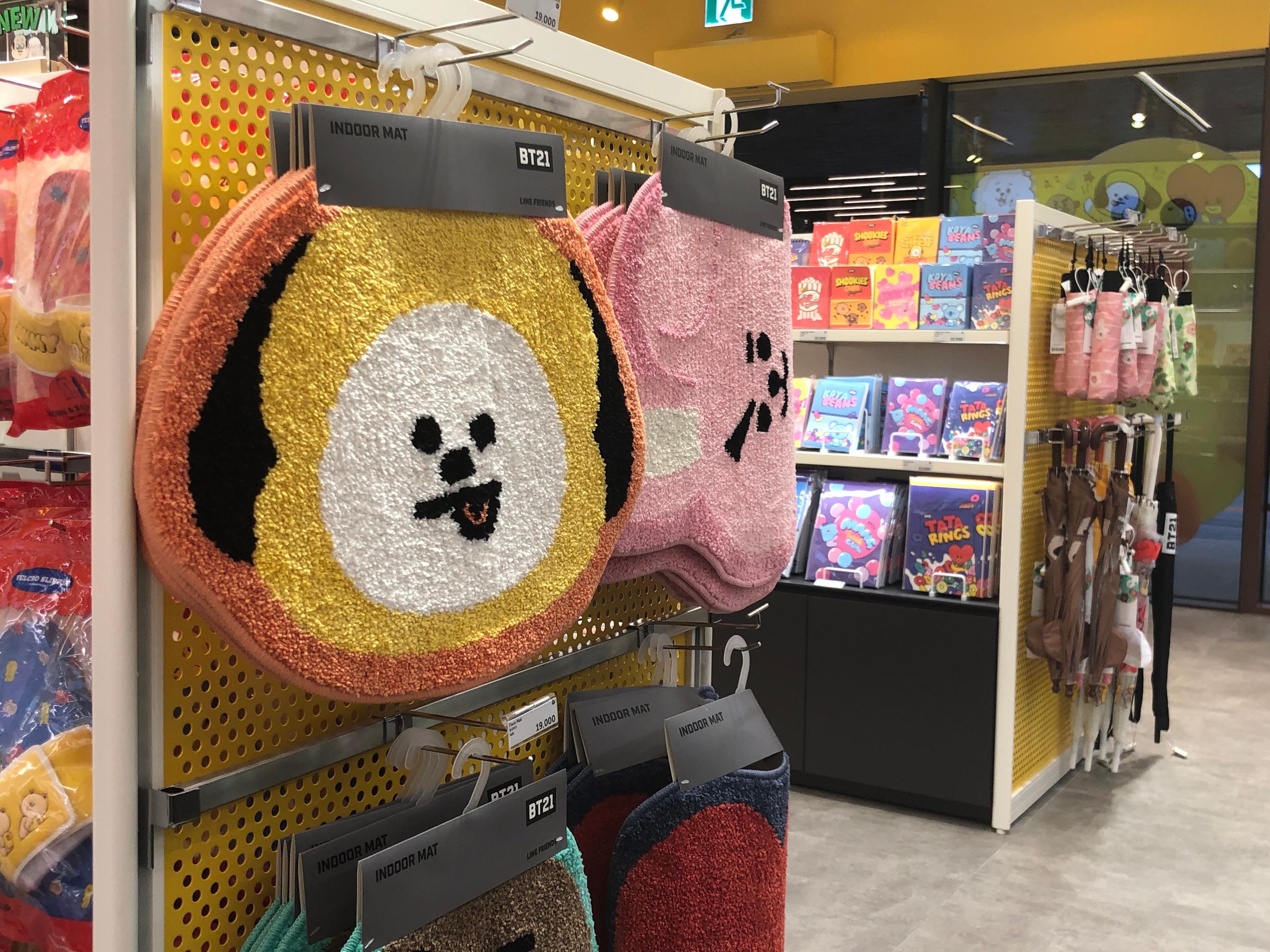 The new "Anyoung Insadong" shopping mall, home to LINE, BT21, Sigonggan AND Minions!