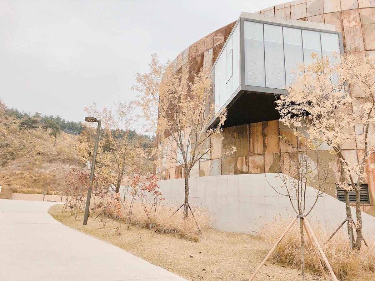 Mapo, Seoul: Oil Tank Culture Park | Emerging Hidden Photo-spot of Seoul