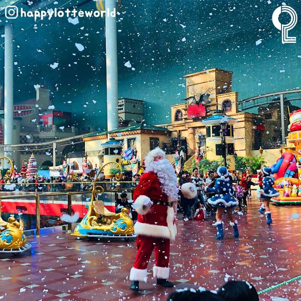 คริสมาสต์ได้เริ่มต้นขึ้นแล้ว! Lotte World ที่จัมชิลกลายมาเป็นเมืองแห่งเทพนิยาย ด้วยบรรยากาศคริสมาสต์สุดโรแมนติก