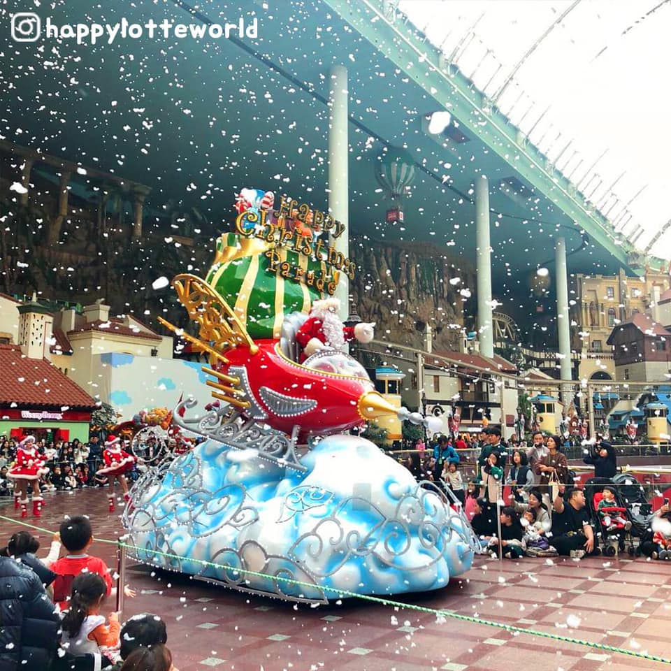 คริสมาสต์ได้เริ่มต้นขึ้นแล้ว! Lotte World ที่จัมชิลกลายมาเป็นเมืองแห่งเทพนิยาย ด้วยบรรยากาศคริสมาสต์สุดโรแมนติก