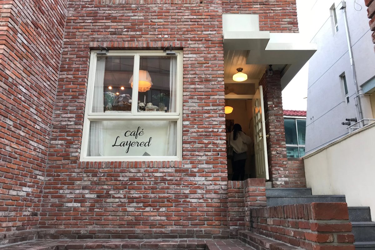 弘大Cafe 弘大咖啡廳 弘大必去 Cafe Layered