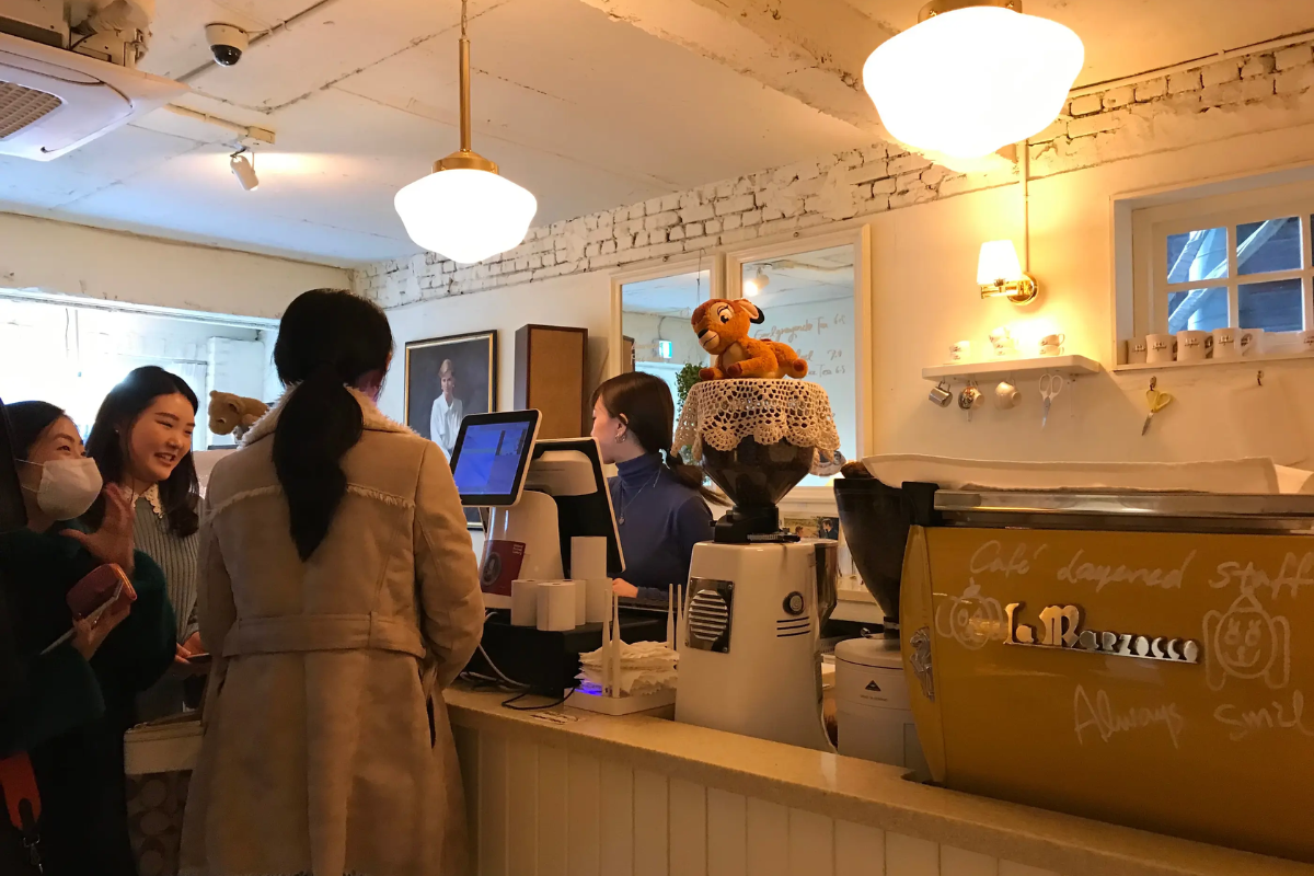 弘大Cafe 弘大咖啡廳 弘大必去 Cafe Layered