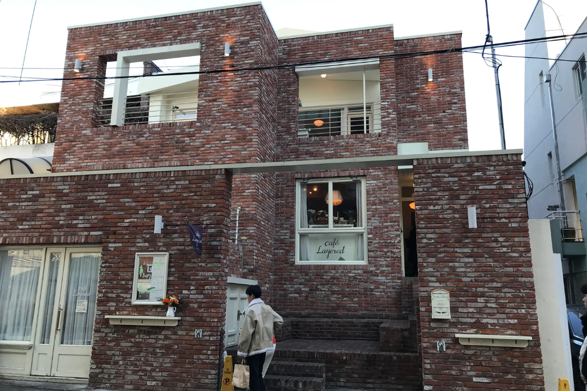 弘大Cafe 弘大咖啡廳 弘大必去 Cafe Layered