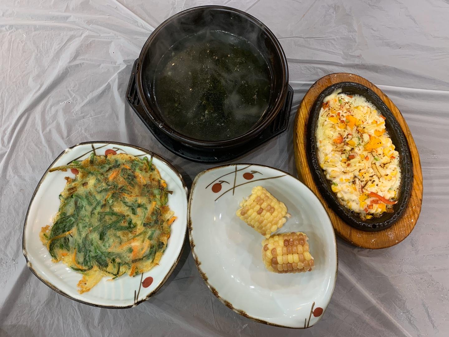 Busan Jagalchi Market: Daeseong Sashimi for The Great Fresh Sashimi and Seafood of Highest Quality in Busan!