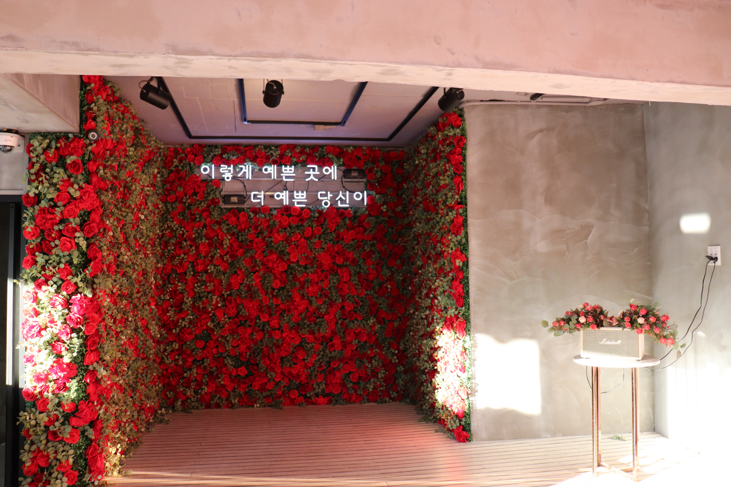 Gamcheondong Cafe | Watch the most beautiful sunset in Busan from 「Coffee It House」!