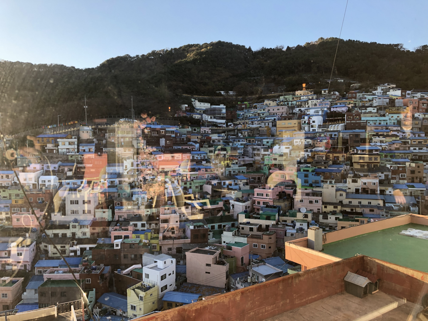 Gamcheondong Cafe | Watch the most beautiful sunset in Busan from 「Coffee It House」!