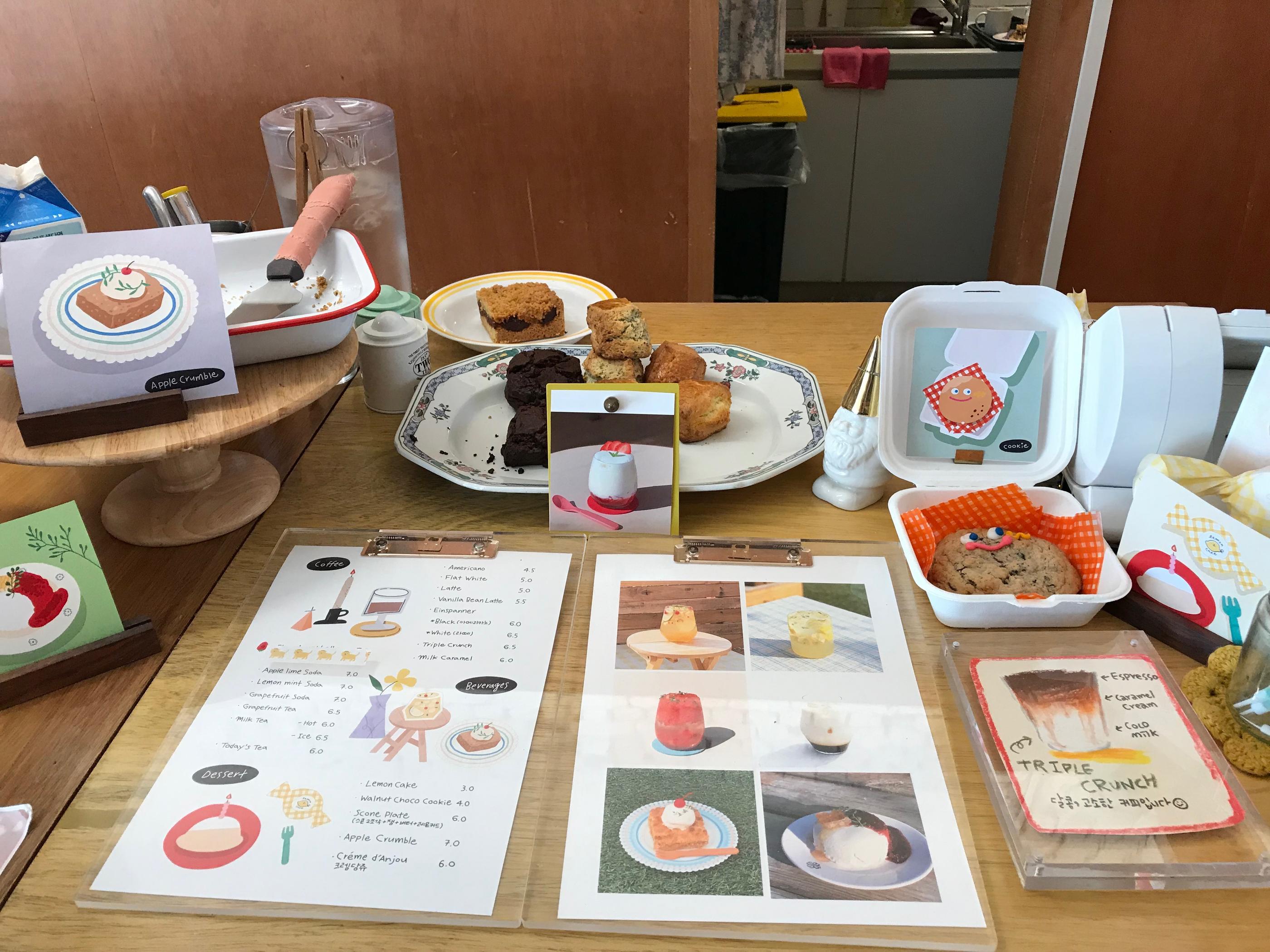 Cafe Skön, an ultra famous cafe in Hongdae that is well-known for its cute drinks and desserts