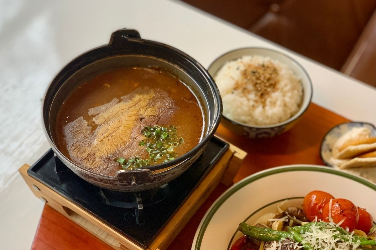 cà ri Tokkijung (토끼정 카레) ở Tokkijung chi nhánh Hongdae 토끼정 홍대