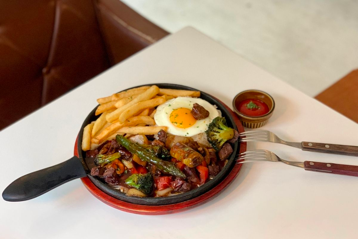 兔子停 鐵板燒方塊牛排套餐