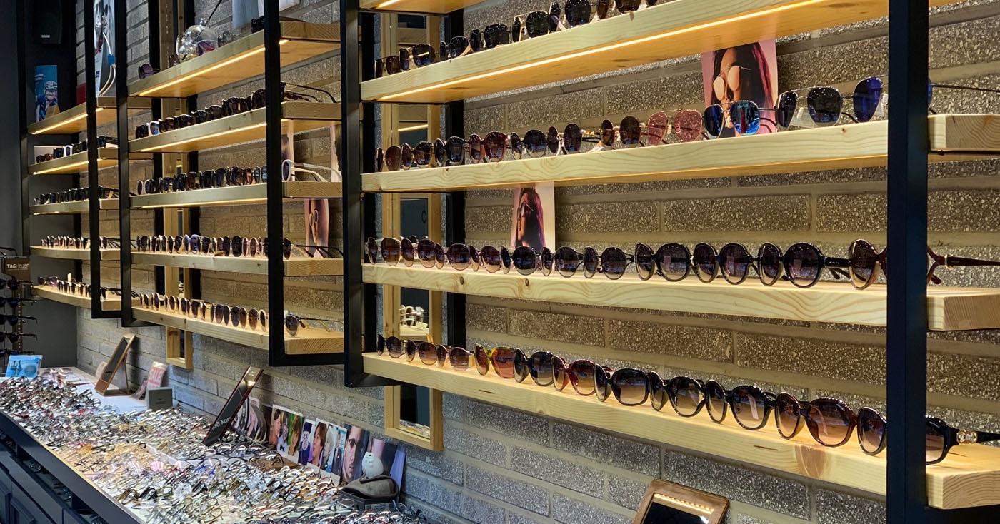 Gana | Cửa hàng kính mắt, kính áp tròng uy tín với 30 năm kinh doanh ở Myeongdong 