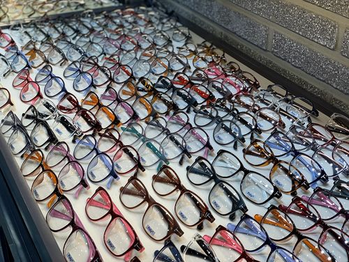 Gana | Cửa hàng kính mắt, kính áp tròng uy tín với 30 năm kinh doanh ở Myeongdong 