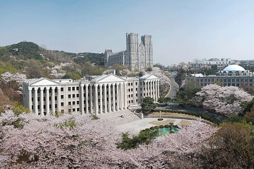 Kyung Hee University 