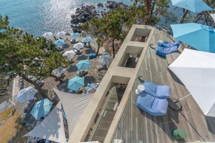 WAVEON COFFEE | Busan Oceanview Rooftop Cafe & Award-winning Architecture