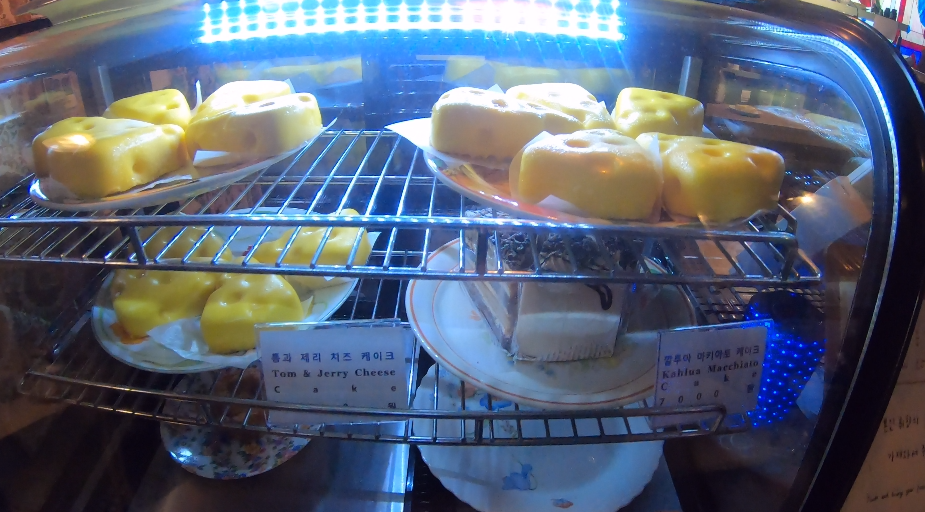 korea, seoul, euljiro, myeongdong, dongwonjib, gamja, soup, tang, sewoon, cafe, jan, bar, manseon hof, restaurant, street food, travel, tour, oppa