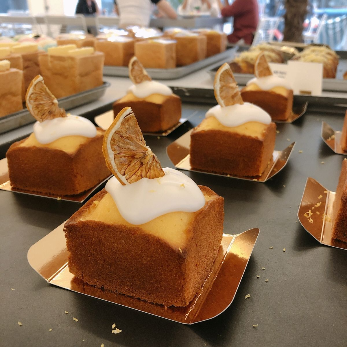 韓国カフェ、小さなハワイ、ソウルカフェ、明洞カフェ、ミョンドンカフェ、広いカフェ、ベーカリーカフェ、韓国ベーカリーカフェ、韓国パン屋、オシャレなパン屋、ルフトコーヒー