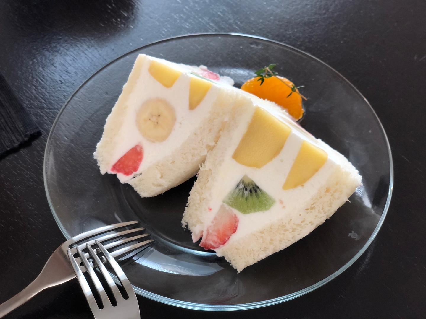 Charming cafe in Myeongdong & Chungmuro with an unforgettable atmosphere, bunkasha, cafe, korean cafe, fruit sandwich, chungmuro, myeongdong, euljiro