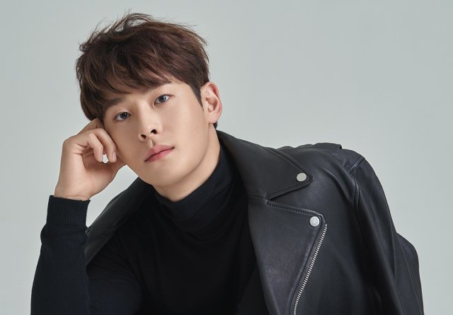 藝人自殺、抑鬱症屢見不鮮... 5年之間韓國20代青年抑鬱症比例增93%，淚水中的大韓民國