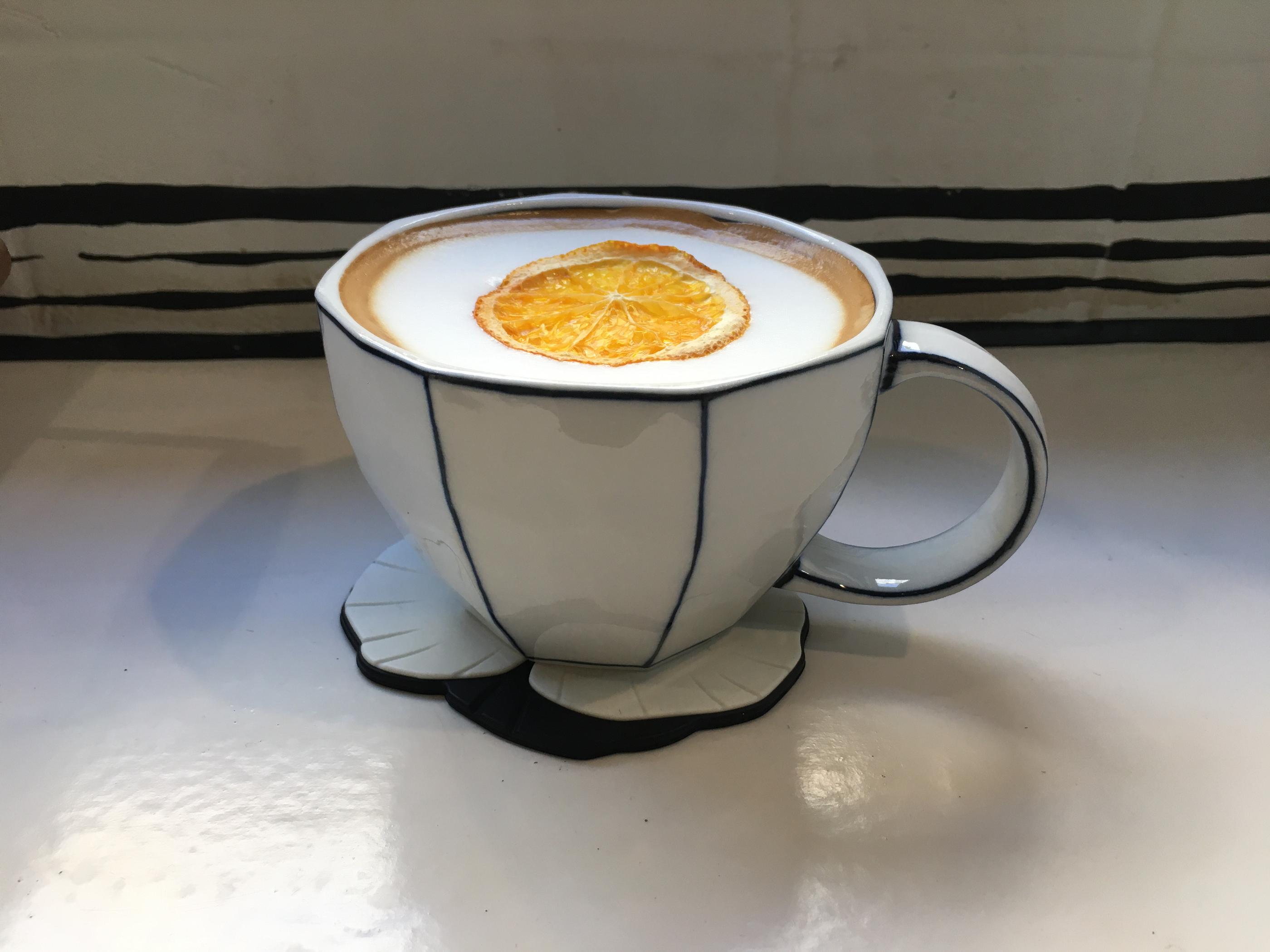 延南洞 | Cafe 延南洞223-14 首爾 弘大韓國 安靜 棒 特色 酷 咖啡廳 有趣 綠茶拿鐵 抹茶拿鐵 蛋糕 甜點 伯爵茶 巧克力 餅乾 柳橙咖啡 拍照區 新潮咖啡廳 韓國咖啡廳 韓國美食