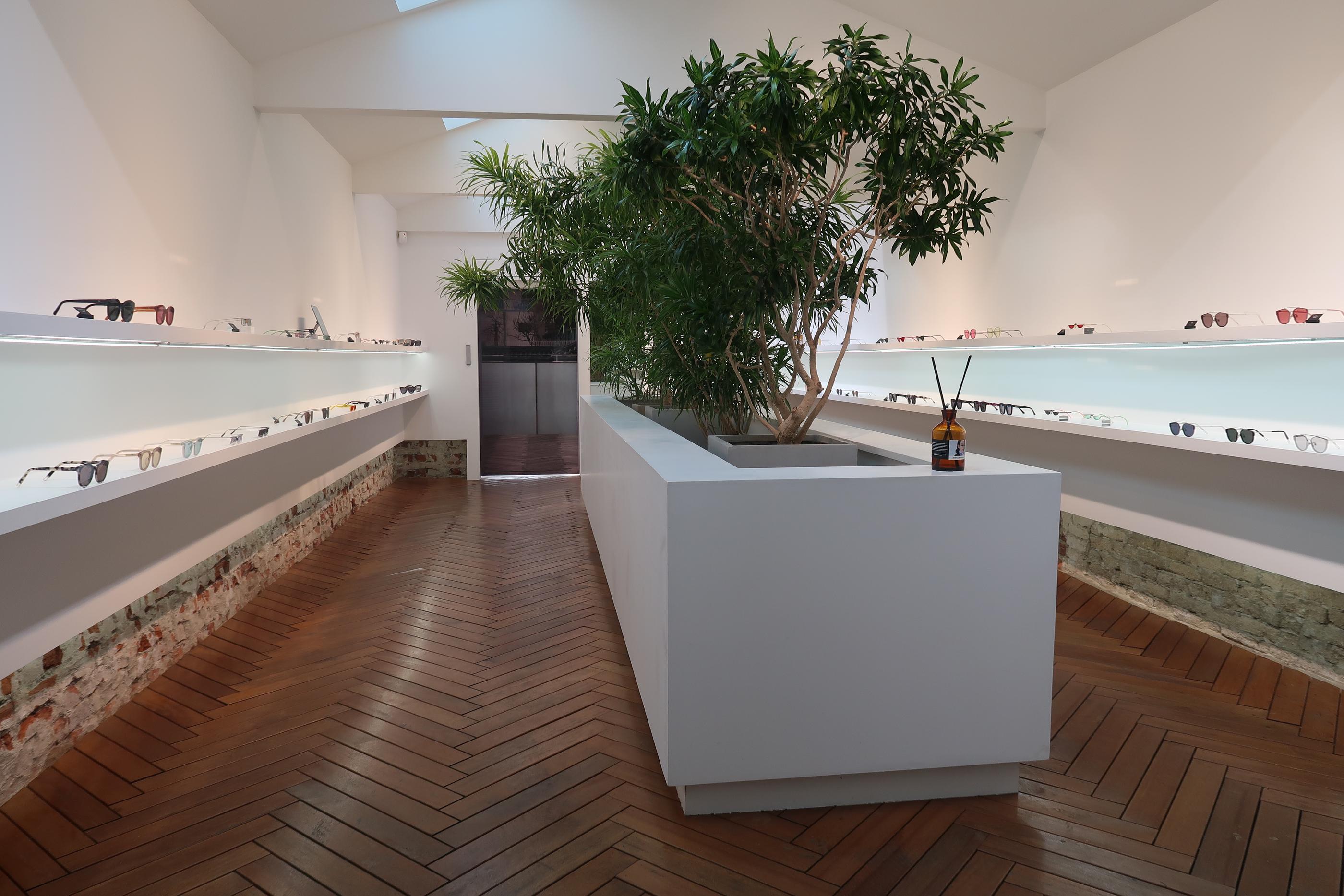 Gentle Monster. Flagship store. sunglass. optical glass. bathhouse remodeling. artistic remodeling. art.