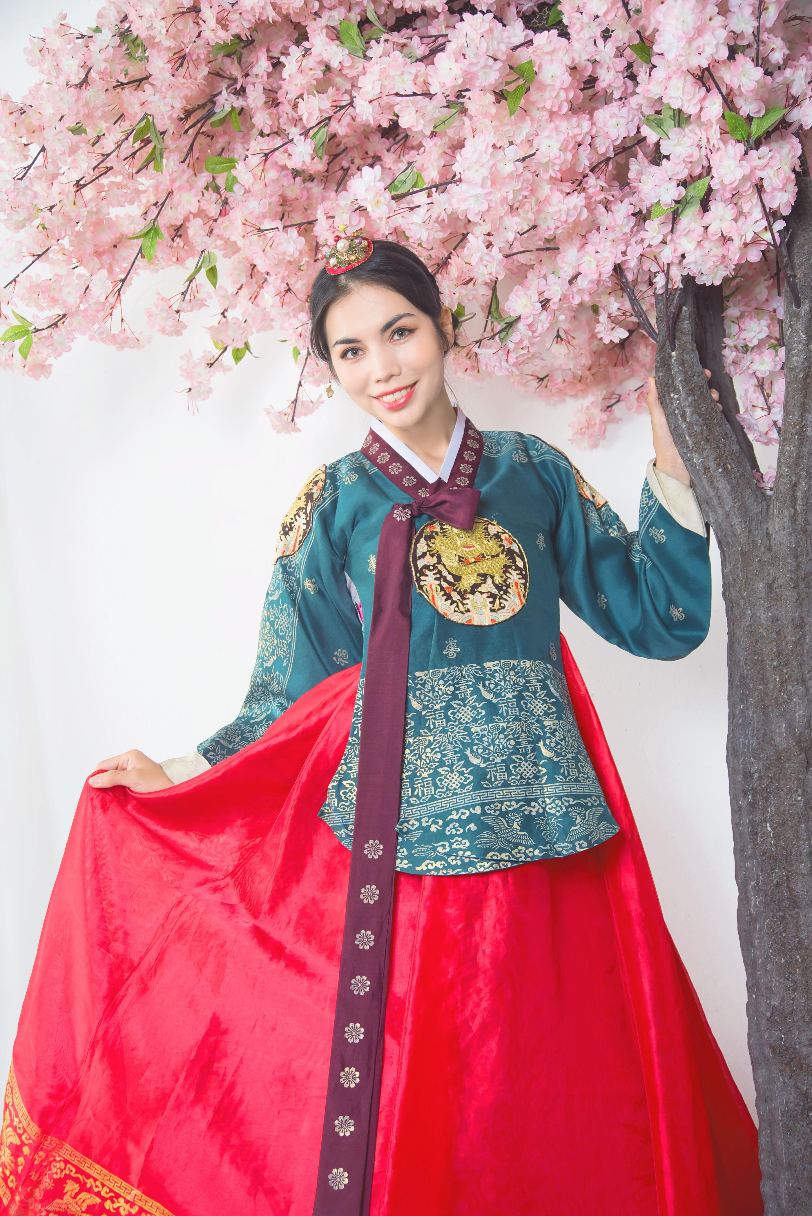 花様韓服、ファヤンハンボク、ハンボクレンタル、チマチョゴリ、韓国人ハンボク