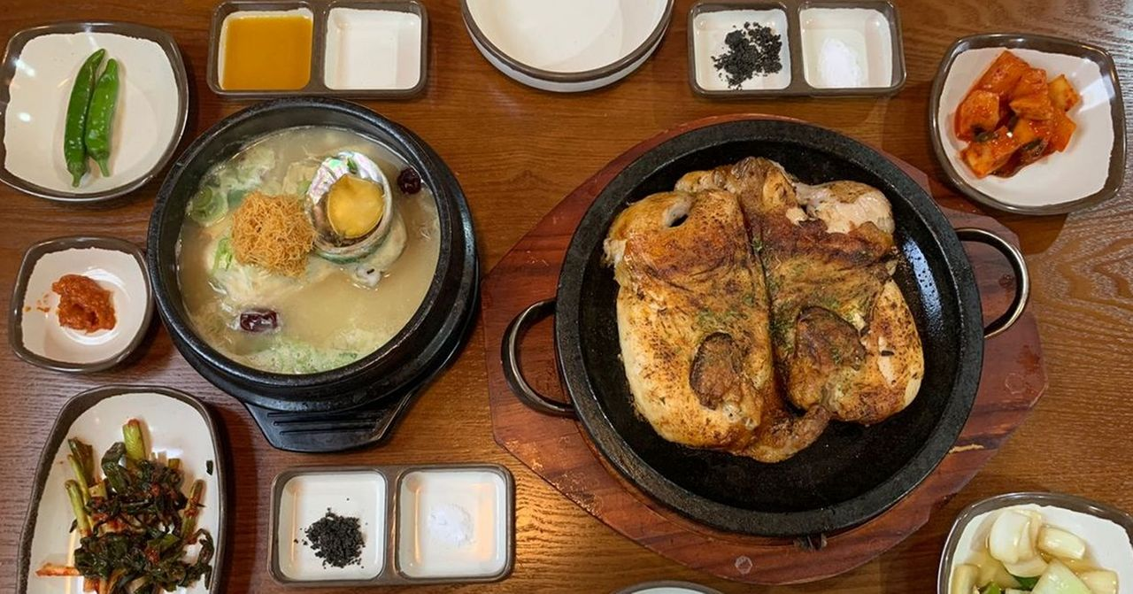 แค่ 10 นาทีหลังจากเปิดร้านก็ต้องรอคิว 1 ชั่วโมงเพื่อทานอาหารเช้าที่「Butter Milk」แล้ว！ร้านดังร้านนี้จะอร่อยสมคำร่ำลือมั้ยนะ？