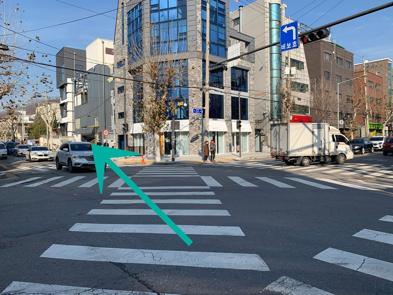 ソウルカフェ、韓国カフェ、美味しいお店、デザートカフェ、ホンデカフェ、ヨンナムドンカフェ、延南洞223-14、ヨンナムドン223-14