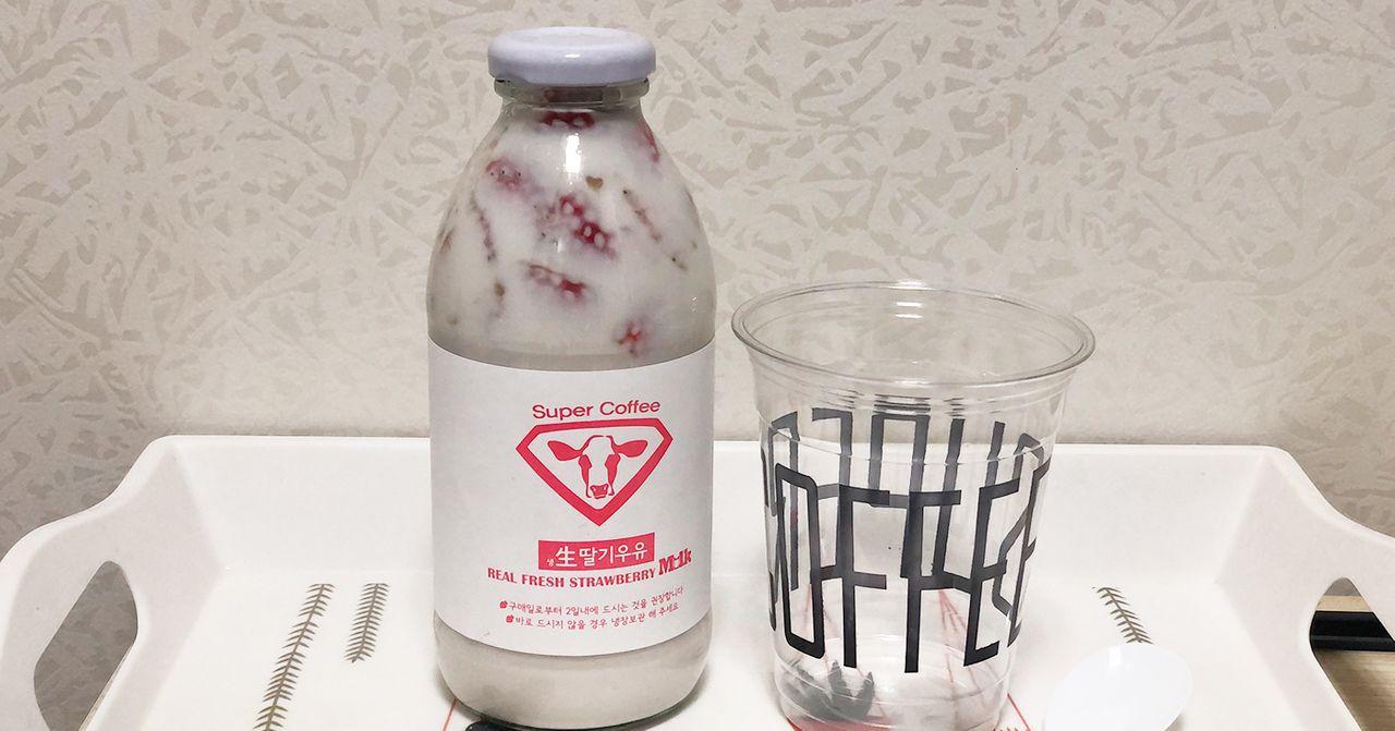 Strawberry Milk Review | Super Coffee in Hongdae