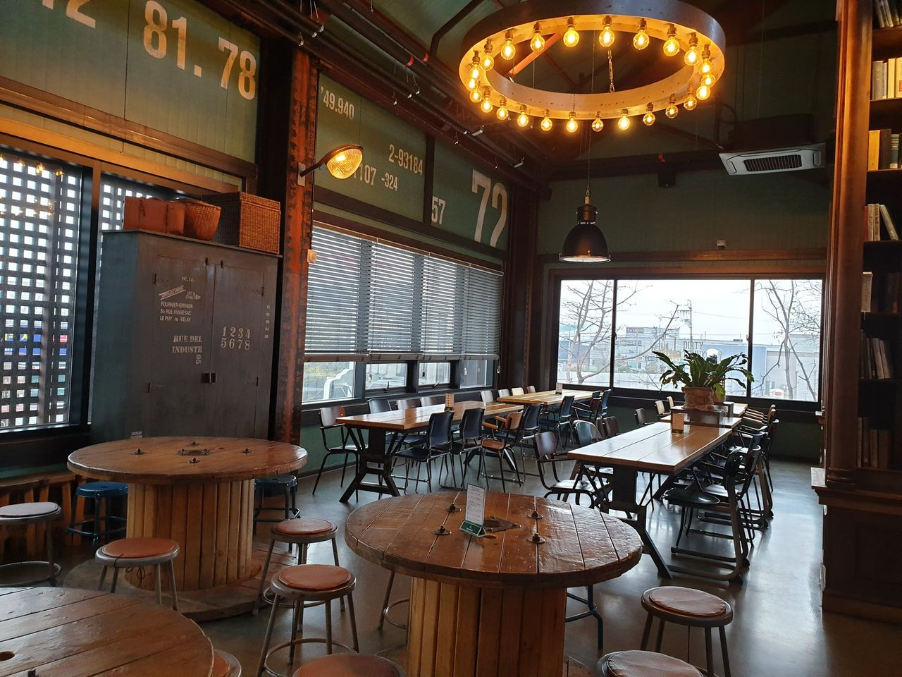Cafe + Bakery + Restaurant + Bar | Instagram Superstar of Paju, seoul, paju, travel, pasta, burger, pastries, pastry, cakes, wine, beer, heineken, cafe tour, korea, seoul, paju