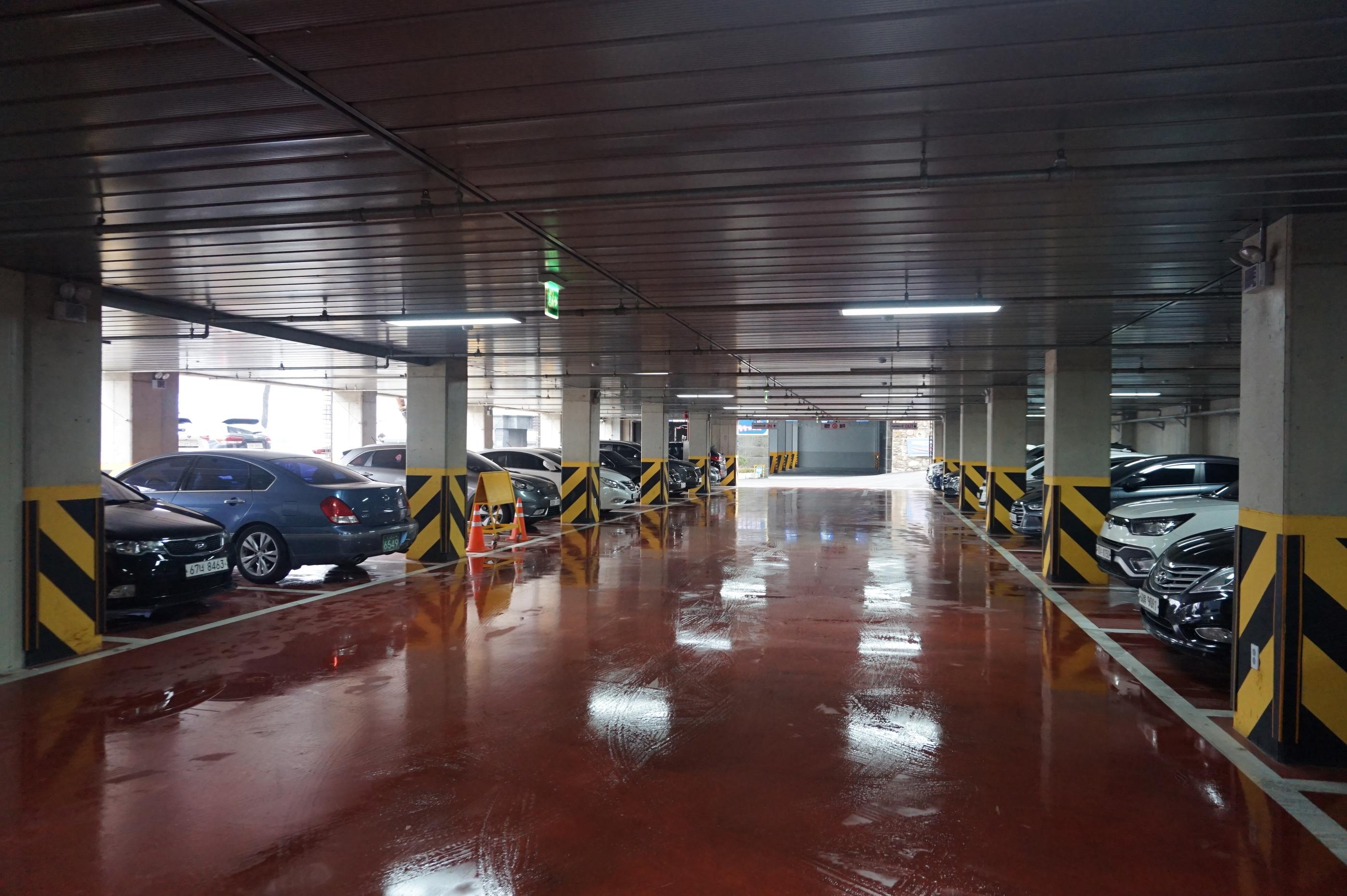 Cafe + Bakery + Restaurant + Bar | Instagram Superstar of Paju, seoul, paju, travel, pasta, burger, pastries, pastry, cakes, wine, beer, heineken, cafe tour, korea, seoul, paju