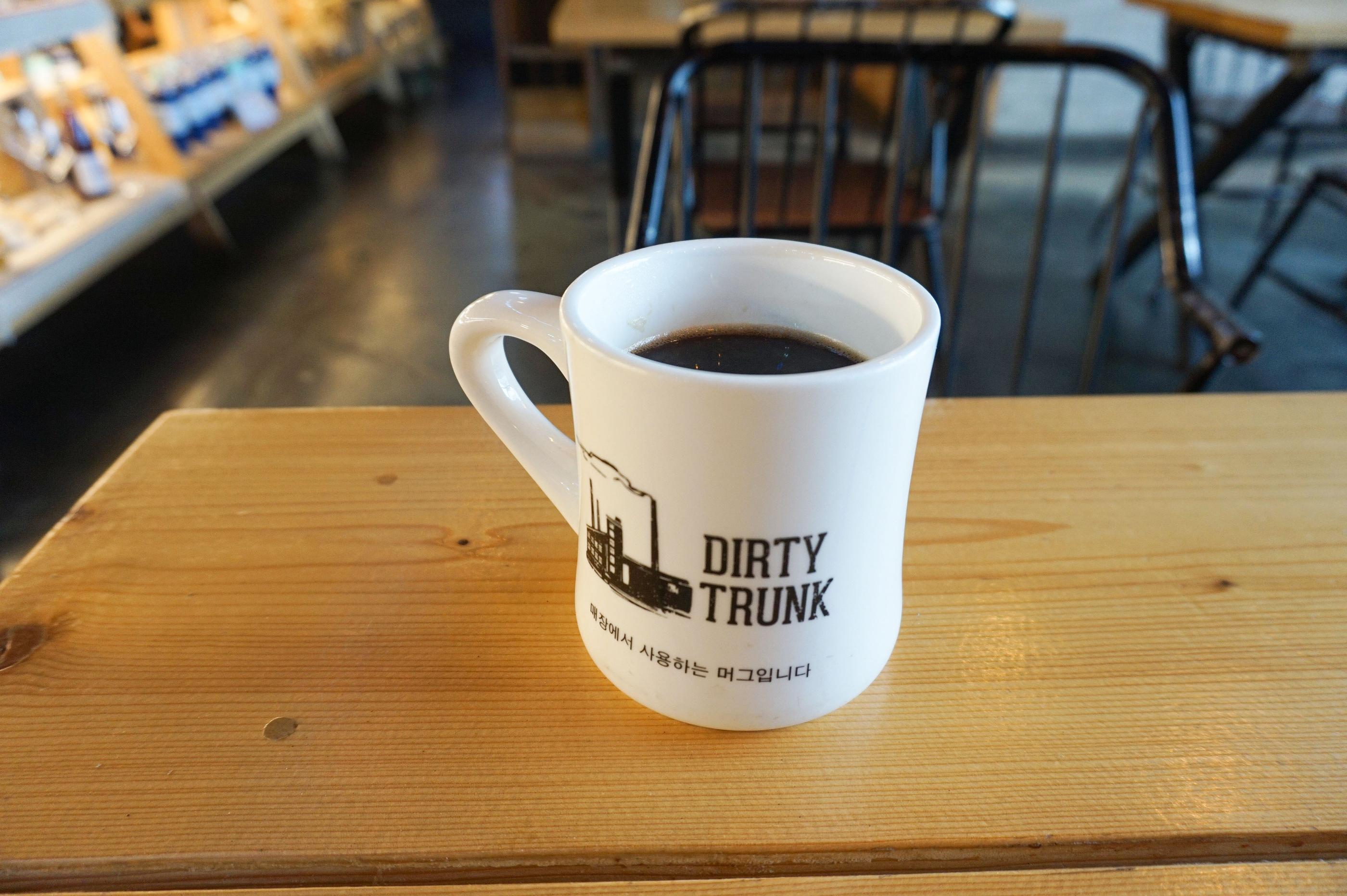 Cafe + Bakery + Restaurant + Bar | Instagram Superstar of Paju, seoul, paju, travel, pasta, burger, pastries, pastry, cakes, wine, beer, heineken, cafe tour, korea, seoul, paju