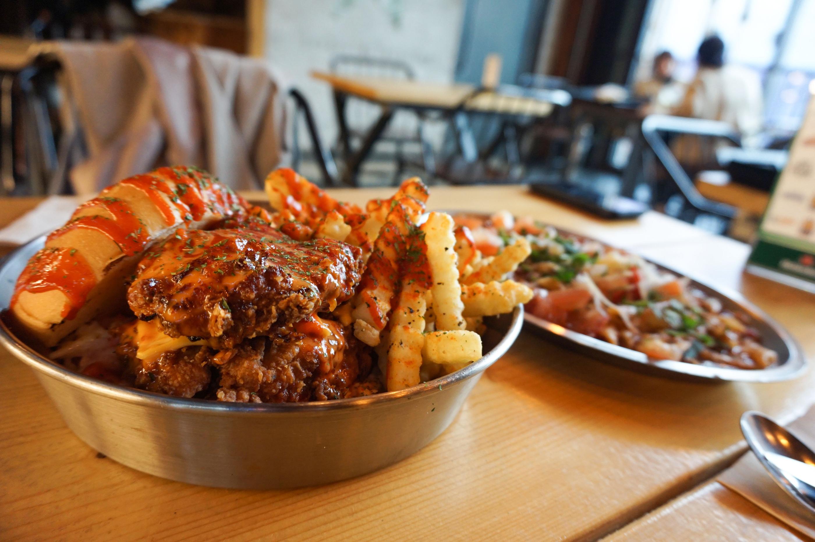 Cafe + Bakery + Restaurant + Bar | Instagram Superstar of Paju, seoul, paju, travel, pasta, burger, pastries, pastry, cakes, wine, beer, heineken, cafe tour, korea, seoul, paju