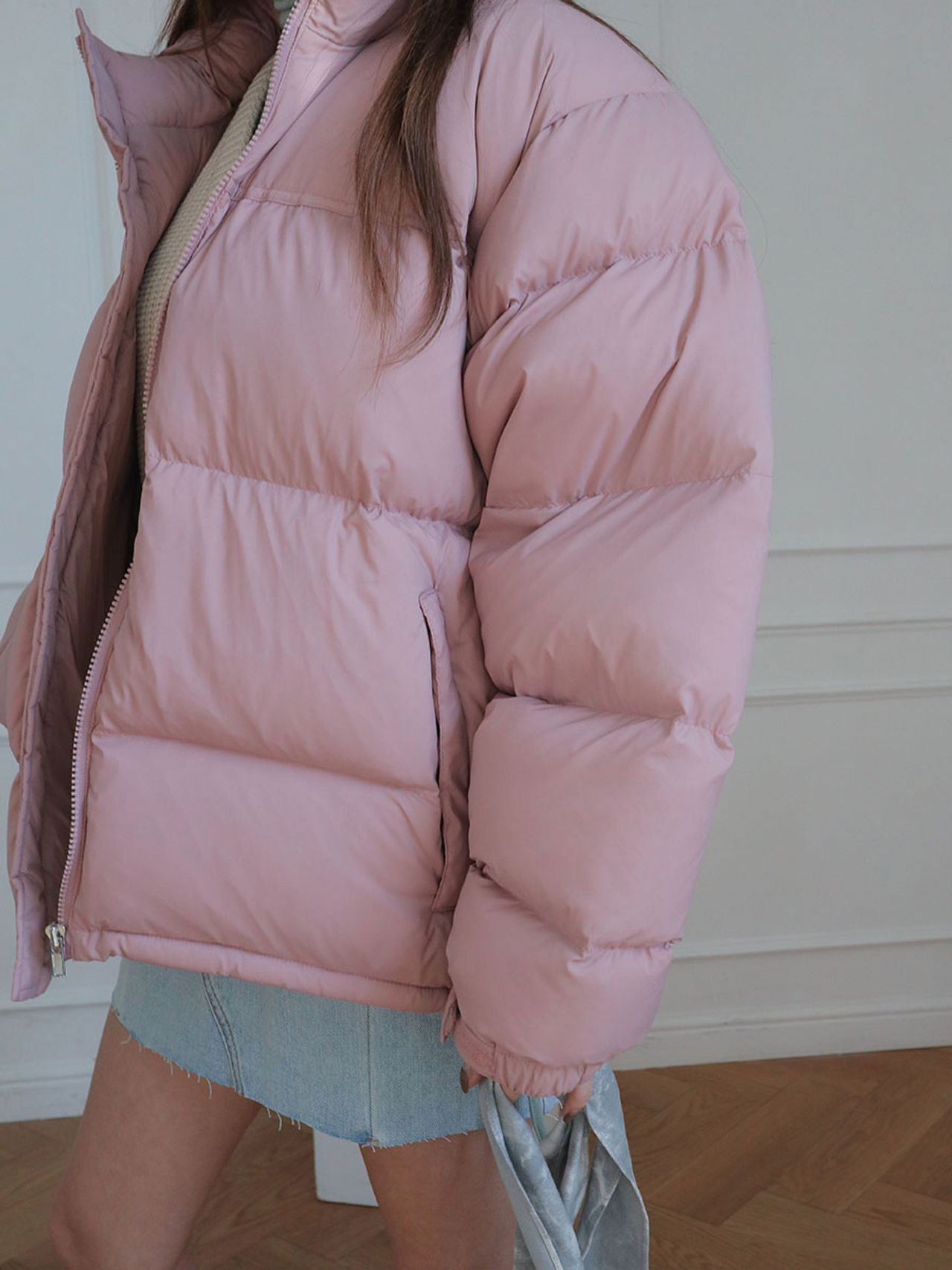 เที่ยวเกาหลีหน้าหนาว ไอเทมไหนต้องมี? อัพเดทเทรนด์การแต่งตัวและแฟชั่นไอเทมห้ามพลาดสำหรับหน้าหนาว 2025